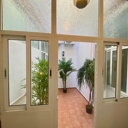 Casa Naty, Espacioso Renovado Apartamento En El Centro De Málaga Buitenkant foto