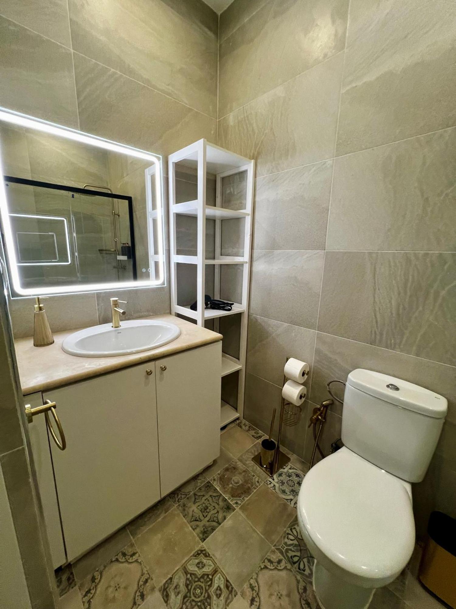Apartment Casa Naty, Espacioso Renovado En El Centro De *